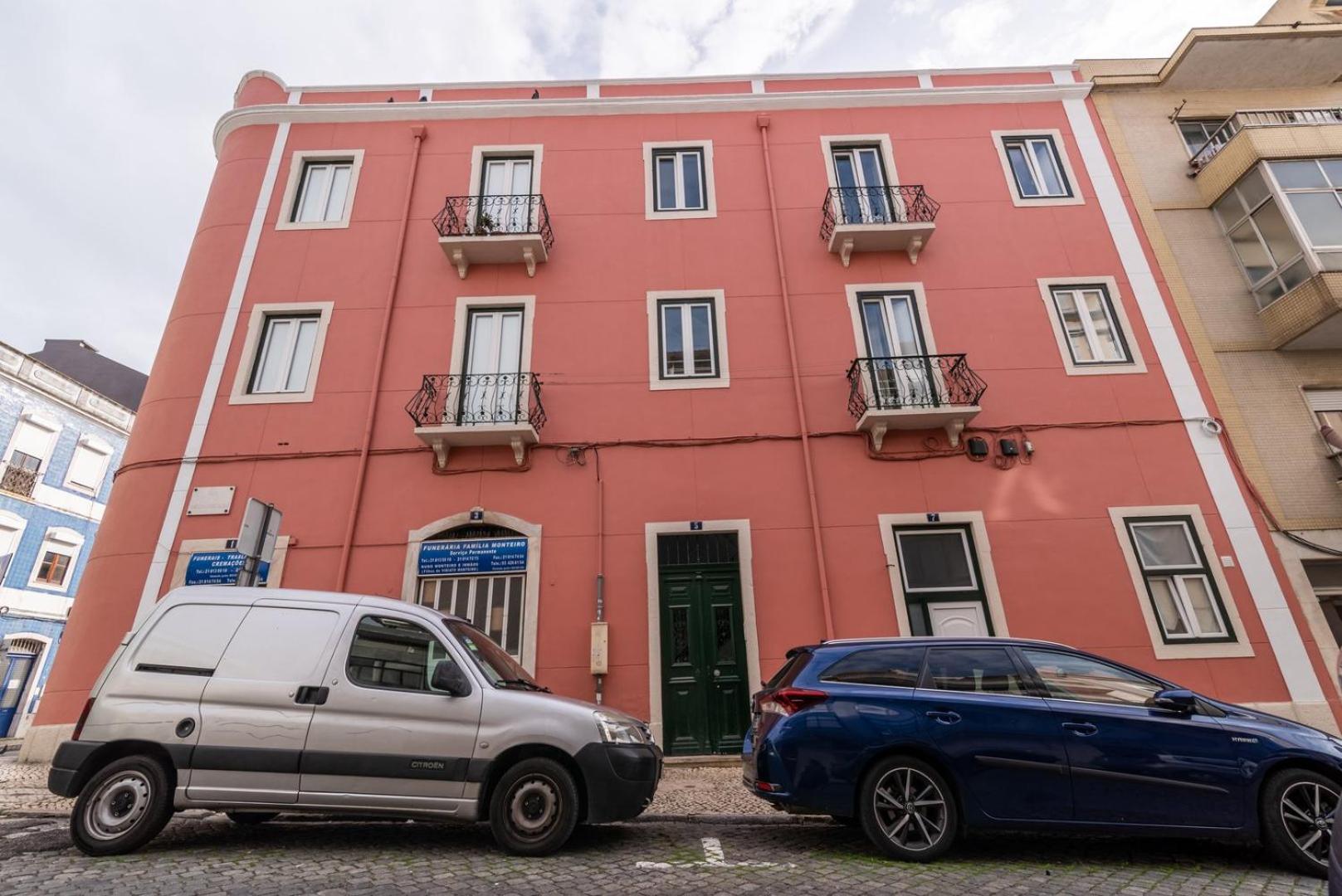 Guestready - Modern 2Bedroom Apartment In Graca Lisboa Exteriör bild
